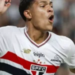 Oportunidade no ataque: Ryan Francisco se firma no São Paulo após empréstimo de Tapia