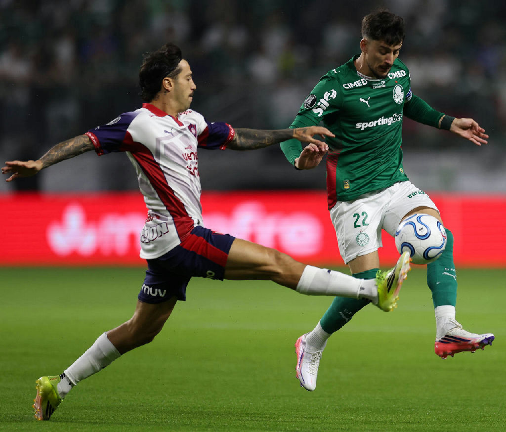 Palmeiras busca vaga nas quartas da Libertadores para estabelecer recorde histórico