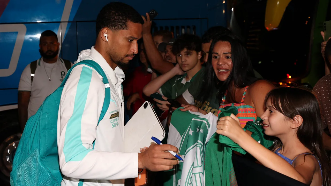 Palmeiras chega a Cuiabá com desfalques para decisão na Copa do Brasil