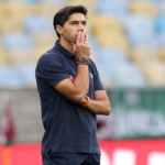 Palmeiras encara semana crucial com Libertadores e busca reverter fase no Brasileirão