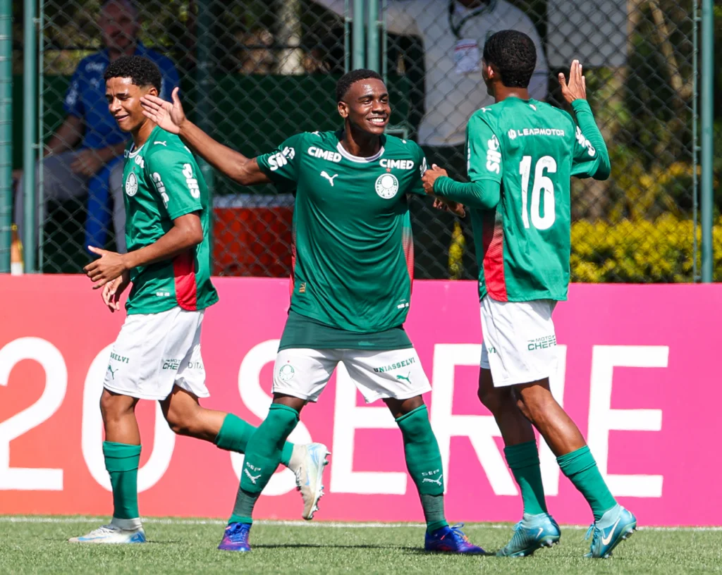 Palmeiras enfrenta o Tanabi pelo Campeonato Paulista sub-20