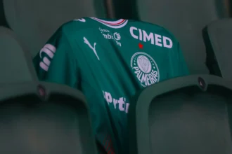 Palmeiras escala ataque com novidades e Gómez no banco para o confronto decisivo da Libertadores