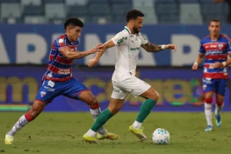 Palmeiras: Felipe Anderson se destaca e Murilo oscila em revés pela Copa do Brasil