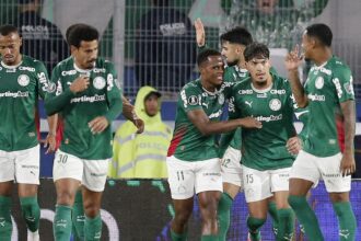 Palmeiras garante vaga nas quartas da Libertadores com vitória em Assunção