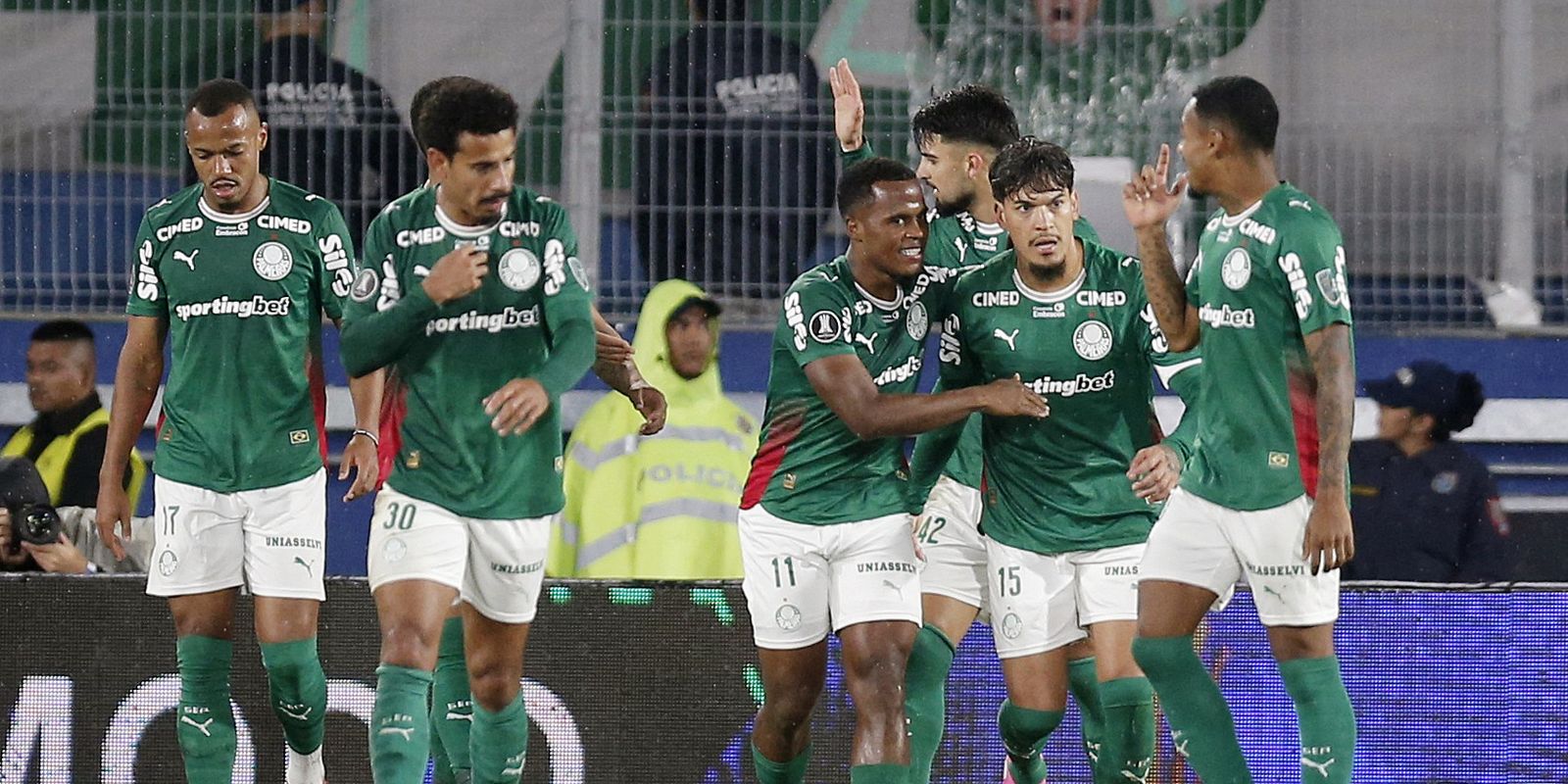Palmeiras garante vaga nas quartas da Libertadores com vitória em Assunção