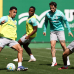 Palmeiras intensifica preparação em treino tático na Academia de Futebol