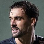 Palmeiras oficializa contratação de Bruno Bertinato para reforçar o gol