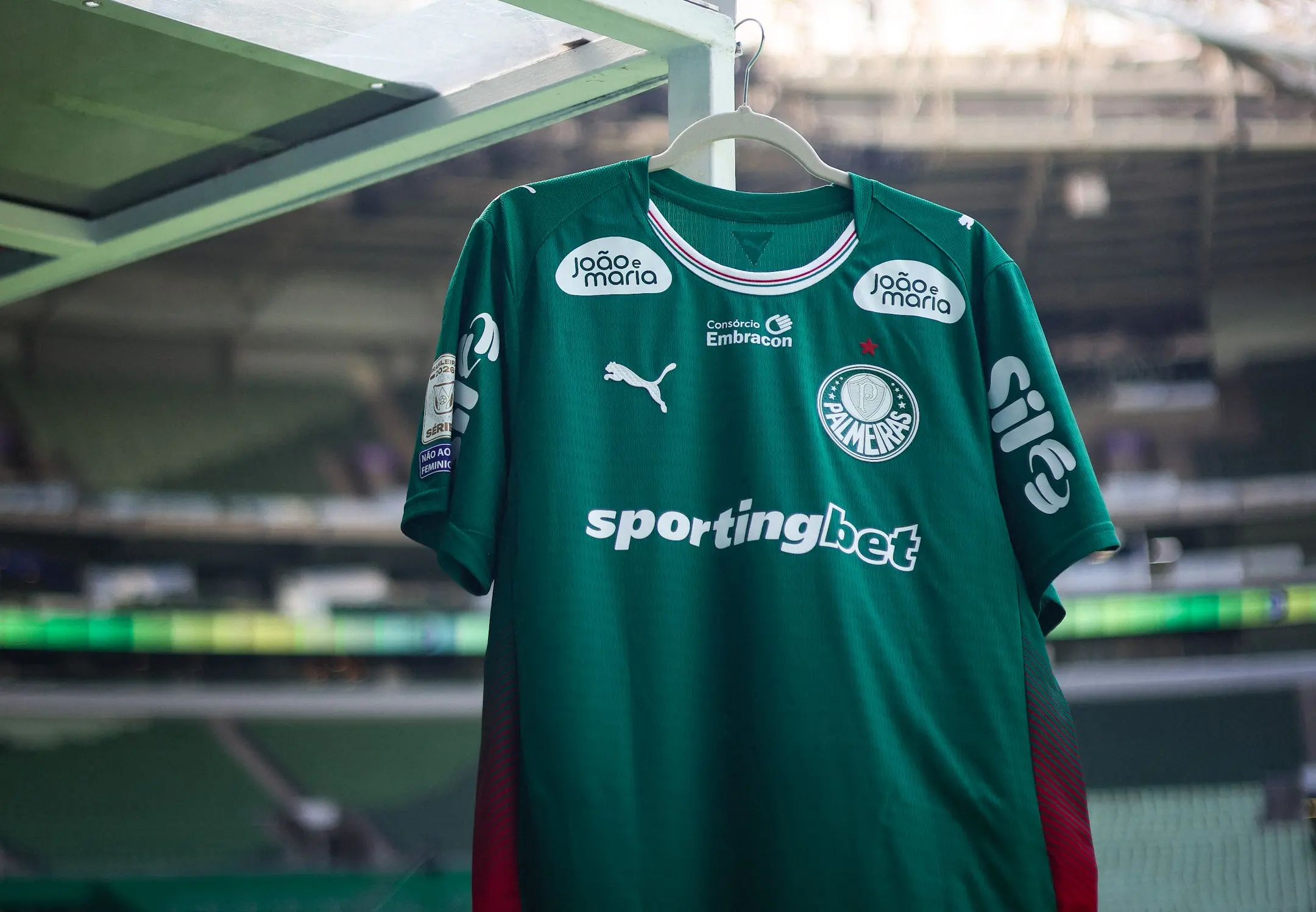 Palmeiras promove oito mudanças e retoma força máxima contra o Internacional
