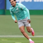 Palmeiras recupera peças importantes com retorno de Gustavo Gómez aos treinos