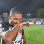 Paulo Henrique analisa triunfo do Vasco em São Januário após duelo intenso