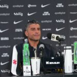 Pedro Emanuel analisa empate do Vasco contra o Bahia em entrevista coletiva