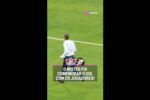 Pedro Emanuel celebra classificação do Vasco dentro do gramado no Maracanã