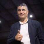Pedro Emanuel exalta apoio da torcida vascaína após vitória na Copa do Brasil