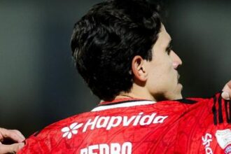 Pedro ou Flaco López: o debate sobre o melhor atacante do futebol brasileiro
