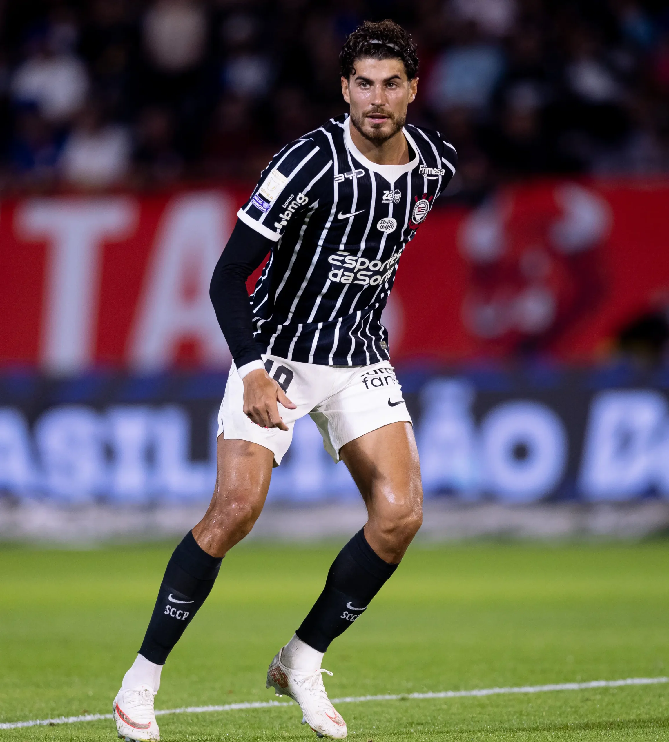 Pedro Raul encontra redenção no Corinthians: gols e apoio de Fernando Diniz