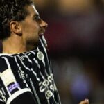 Pedro Raul treina no Corinthians e reforça elenco contra o Cruzeiro