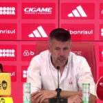Pezzolano exalta entrega do elenco colorado após classificação na Copa do Brasil