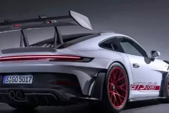 Porsche 911 GT3 RS prepara transição para motorização híbrida em nova geração