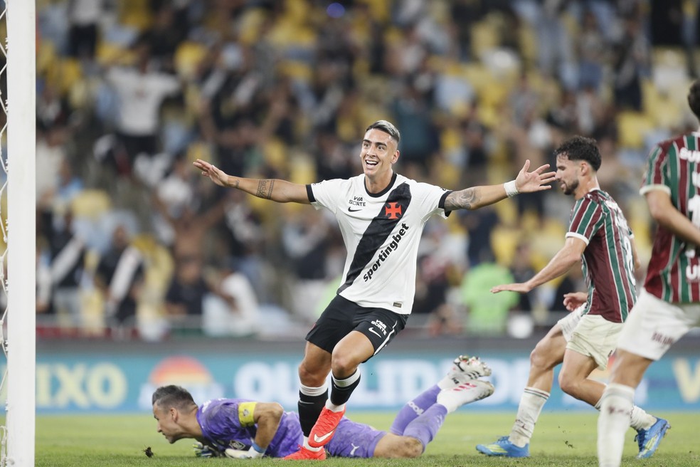 Puma Rodríguez dedica gol decisivo ao pai em momento de superação pessoal