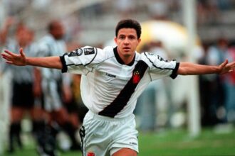 Ramon Menezes analisa duelo entre Vasco e Vitória na Copa do Brasil