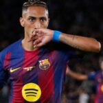 Raphinha surge como principal candidato à braçadeira de capitão do Barcelona