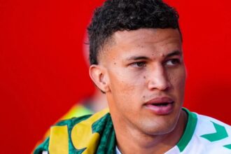 Real Betis nega viagem de dirigentes do Vasco para negociar Nelson Deossa