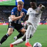 Real Madrid supera Espanyol com gol decisivo de estreante no retorno de Mourinho
