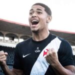 Riquelme Avellar integra treino profissional e vira opção para duelo contra o Santos