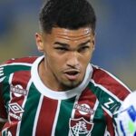 Riquelme é cortado do Fluminense após polêmica com saída de Zubeldía