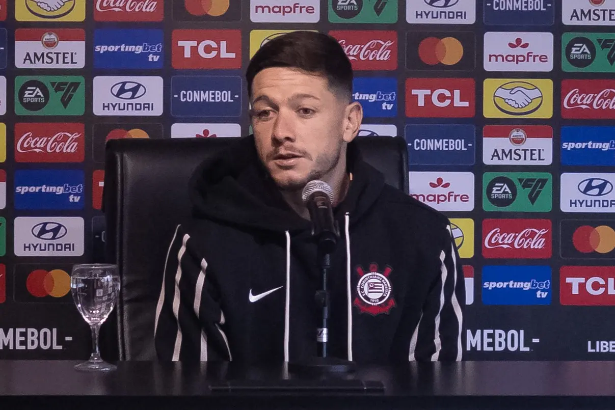 Rodrigo Garro comenta saída de Memphis Depay e futuro da camisa 10 no Corinthians