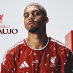 Ronald Araújo reforça a defesa do Liverpool por empréstimo