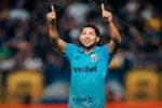 Rony celebra classificação do Santos e recorda início da trajetória no Mangueirão