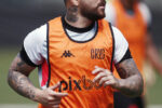 Rossi deixa o Amazonas sem estrear após dois meses de treinamentos