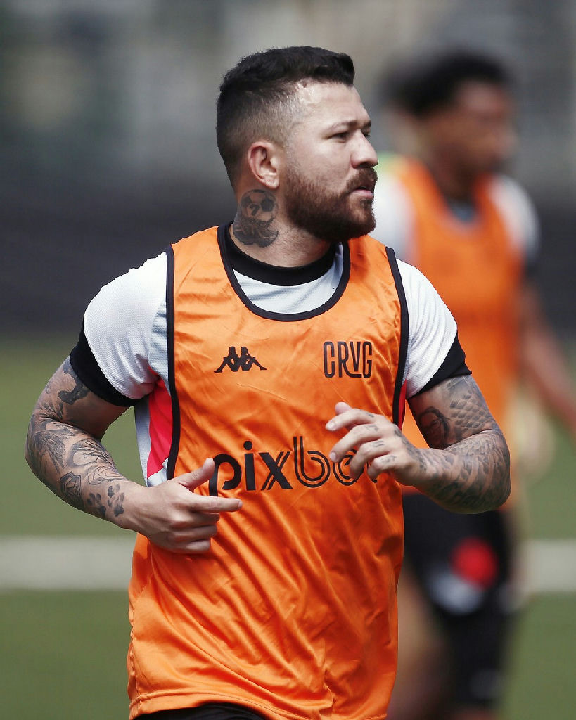 Rossi deixa o Amazonas sem estrear após dois meses de treinamentos