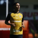 Ryan Francisco: promessa do São Paulo é relacionada e mira chance no time de Dorival