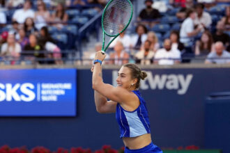 Sabalenka garante liderança do ranking mundial com vitória em Toronto