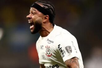 Saiba como acompanhar Coritiba e Corinthians hoje pelo Brasileirão no Couto Pereira