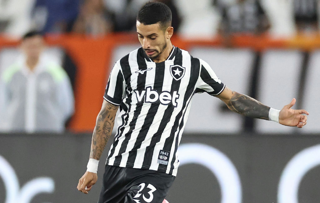 Santi Rodríguez cobra eficiência do Botafogo após revés no Brasileirão