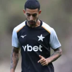 Santiago Rodríguez enfrenta incertezas sobre permanência no Botafogo