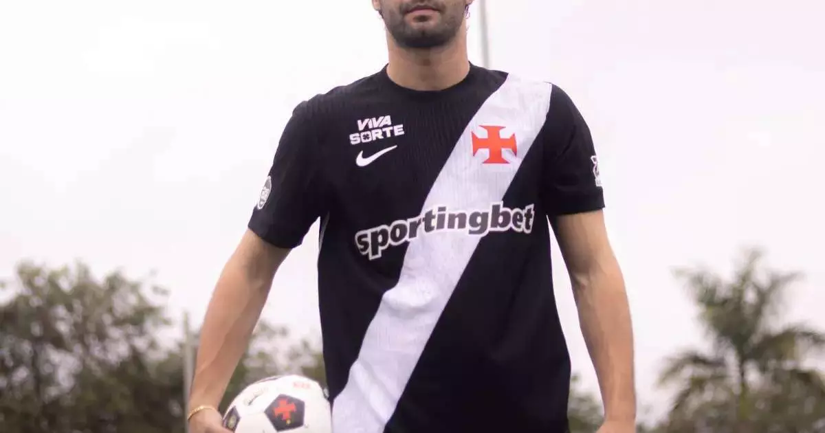 Santiago Sosa reforça o Vasco e busca ser o novo pilar tático de Pedro Emanuel