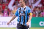 Santos deve priorizar lateral-direito em vez de Arthur, avalia comentarista
