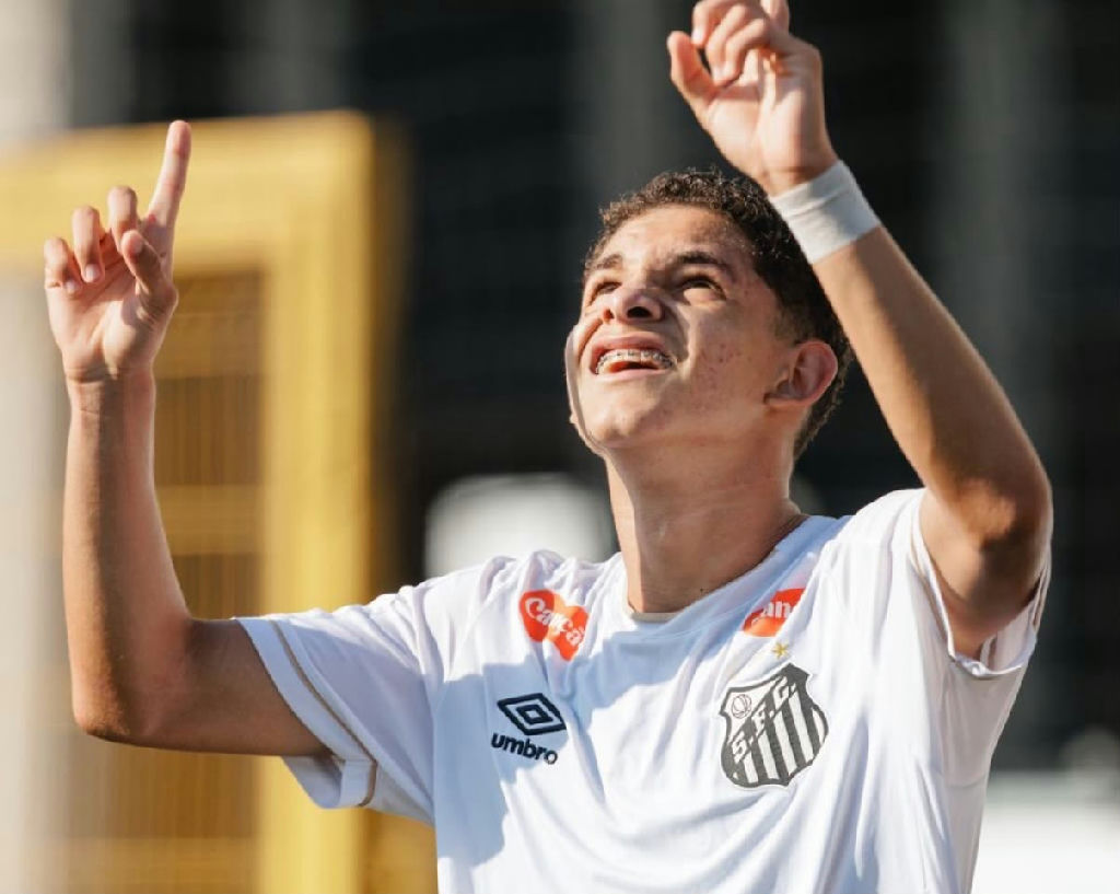 Santos domina Internacional e encosta no G8 do Brasileiro sub-17
