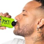 Santos enfrenta debandada de patrocinadores e fim de parceria com marca de Neymar