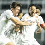 Santos enfrenta São Bento pelo Campeonato Paulista sub-20 no CT Rei Pelé