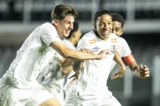 Santos enfrenta São Bento pelo Campeonato Paulista sub-20 no CT Rei Pelé