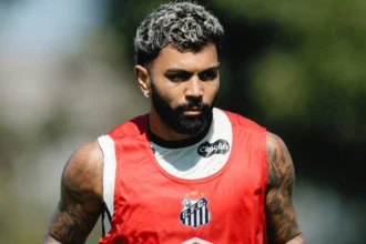 Santos finaliza ajustes para duelo contra o Athletico-pr na Vila Belmiro