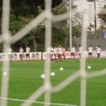 Santos intensifica preparação no CT Rei Pelé visando confronto pela Copa do Brasil