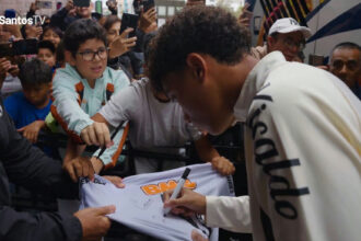 Santos intensifica preparação no Equador sob apoio da torcida local