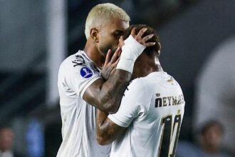 Santos supera início difícil e vira placar contra o Macará na Vila Belmiro