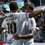 Santos vira sobre o Macará com brilho de Neymar e marca histórica de Gabigol
